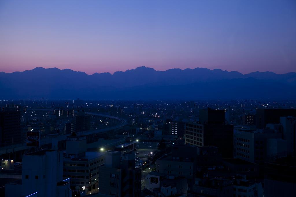 Toyama Excel Hotel Tokyu Kültér fotó